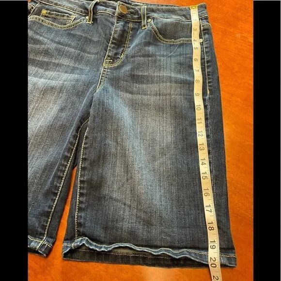 EUC Seven 7 Bermuda Jean Shorts Size 8 #SS2 - Picture 5 of 6